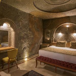 Suite with Spa Bath