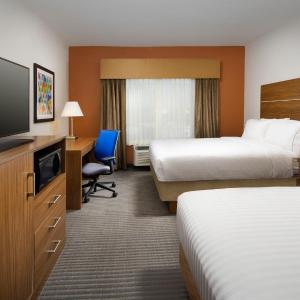 Standard Room with Two Queen Beds