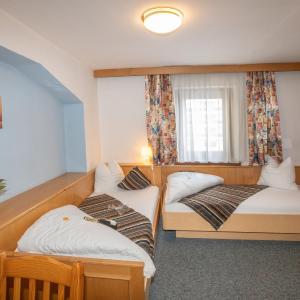 Small Twin Room