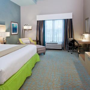 Standard King Room - Communications Accessible