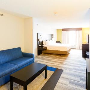 King Suite with Sofa Bed