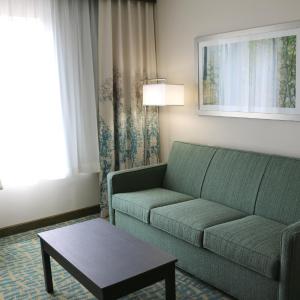 Executive King Room with Mobility Accessible Roll In Shower - Non-Smoking