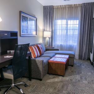 Studio Suite with King Bed - Non-Smoking