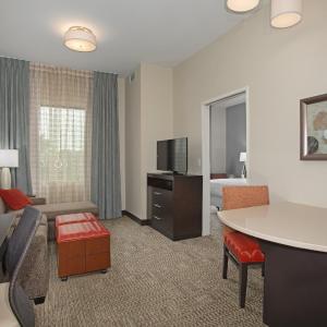 King Room - Hearing Access - Non-Smoking