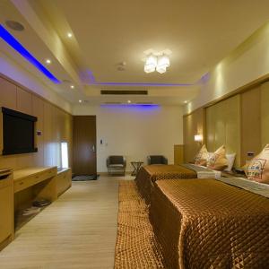 Classic Quadruple Room