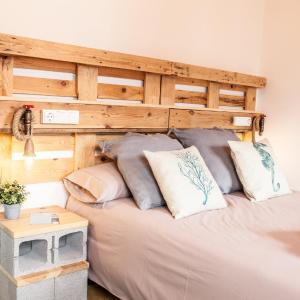 Queen Room with Shared Bathroom