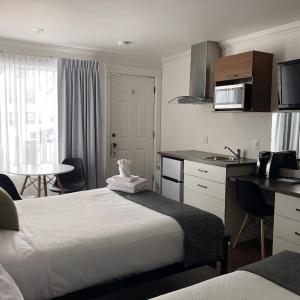 Quadruple Room with Balcony