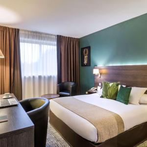 Comfort Queen Room