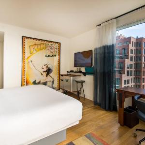 Standard Double Room with View