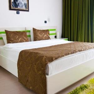 Suite with Balcony (2 Adults)
