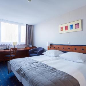 Business King Room