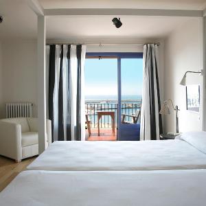 Twin Room with Sea View
