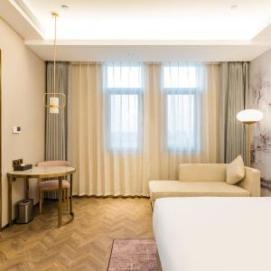 Privilege King Room