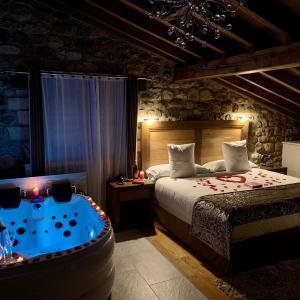 Suite with Spa Bath
