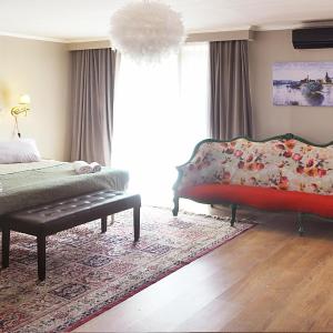Two-Bedroom Suite