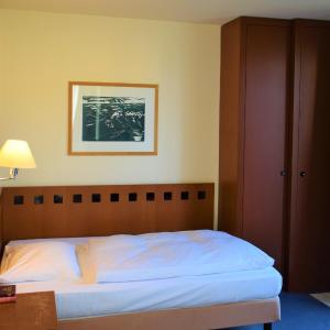Studio with Single Bed