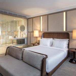 Grand Superior Room