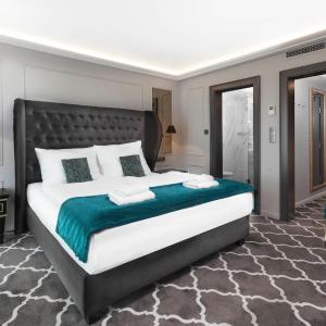 Superior Double Room with Terrace