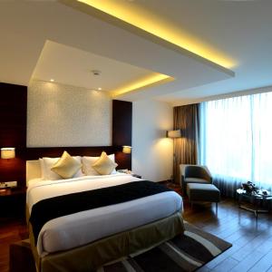 Deluxe King Room - Disability Access