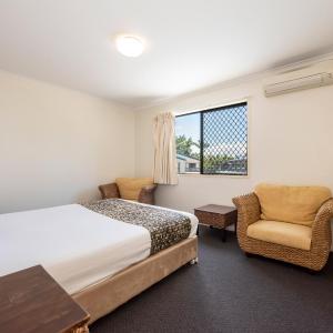Three-Bedroom Apartment - Unserviced