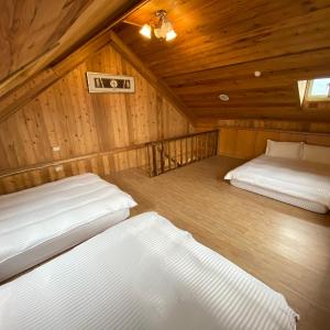 Standard Family Room (6 Adults)