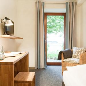 Single Room with Bathroom