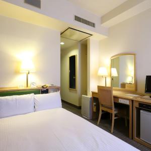 Small Double Room - Non-Smoking
