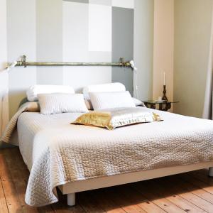Double or Twin Room with Private Bathroom
