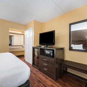 King Room - Non-Smoking