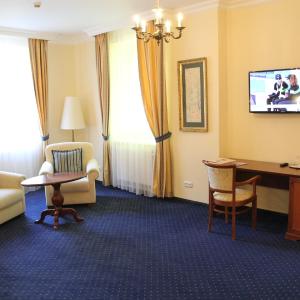 Deluxe Double Room with Pool and Wellness Access