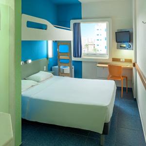 Superior Double Room with Bunk Bed