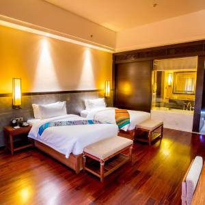 Superior Twin Room with Riverview