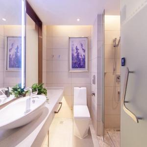 Deluxe Twin Bed Room