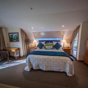 Super Deluxe Suite