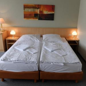 Triple Room with Bath