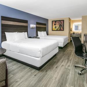 Queen Room with Two Queen Beds - Non-Smoking