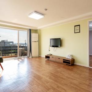 Queen Suite with Sea View