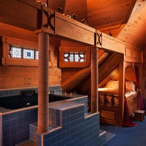 Pirate Suite