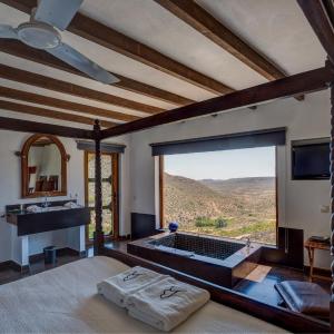 Suite with Spa Bath