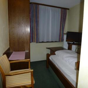 Economy Single Room