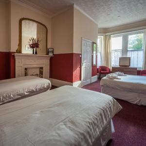 Quadruple Room with Garden View