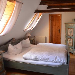 Deluxe Double Room with Shower