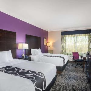 Deluxe Queen Room with Two Queen Beds