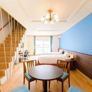 Superior Family Room