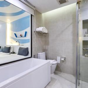 Twin Room with Balcony