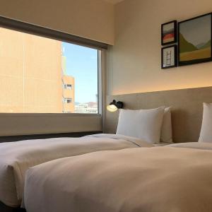 Medium Twin Room