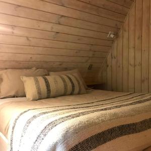Standard Cottage (4 Adults)