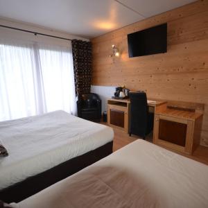 Triple Room with Balcony