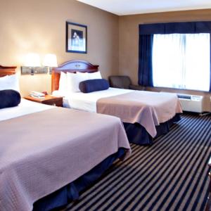 Deluxe Queen Room