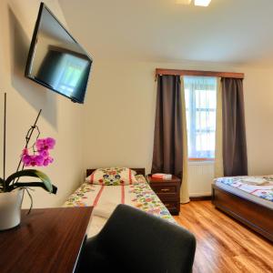 Triple Room with Bathroom